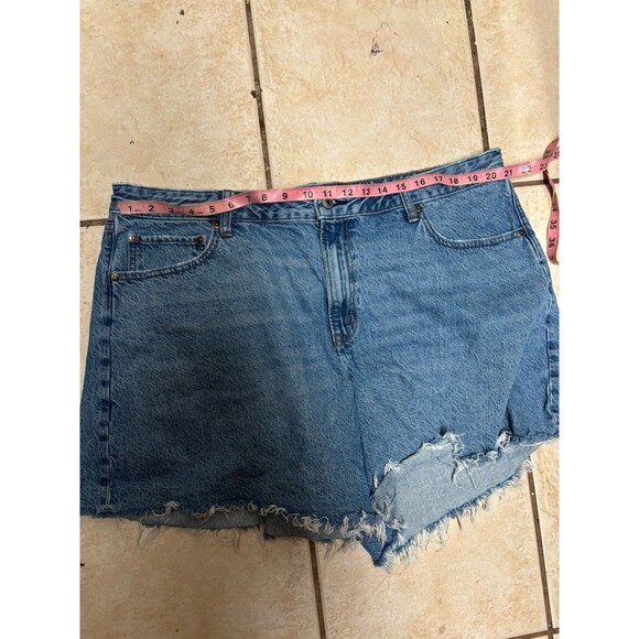 Abercrombie And Fitch Curve Love High Rise Loose Short Women's 34 Raw Hem 7inL - Picture 6 of 7